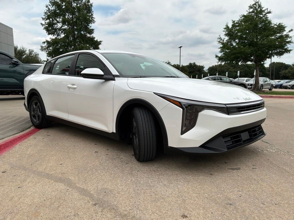 Used 2025 Kia