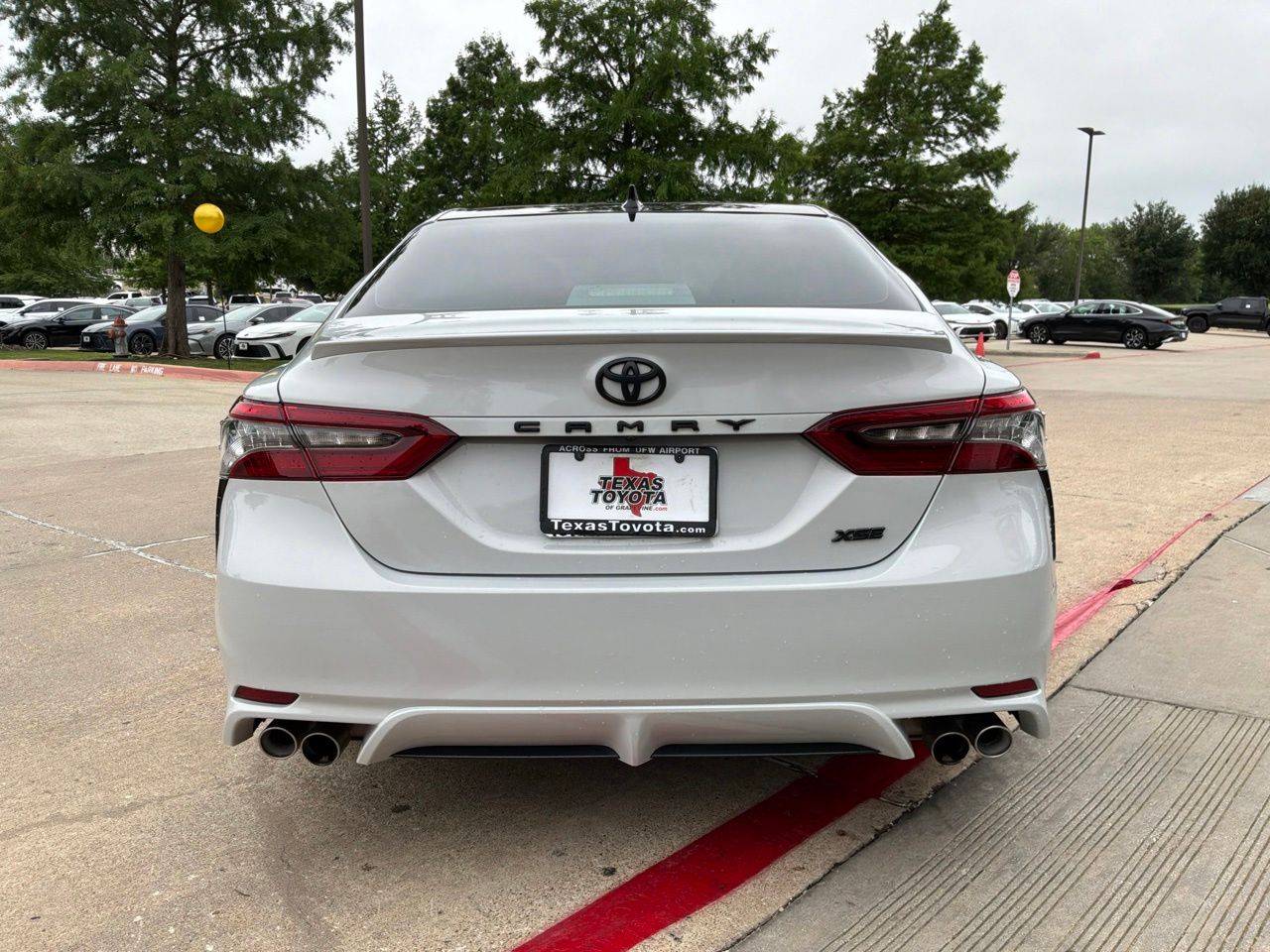 View vehicle photo 7