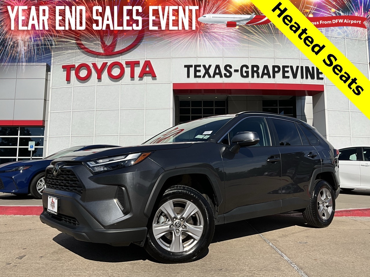 2025 Toyota RAV4 XLE's photo