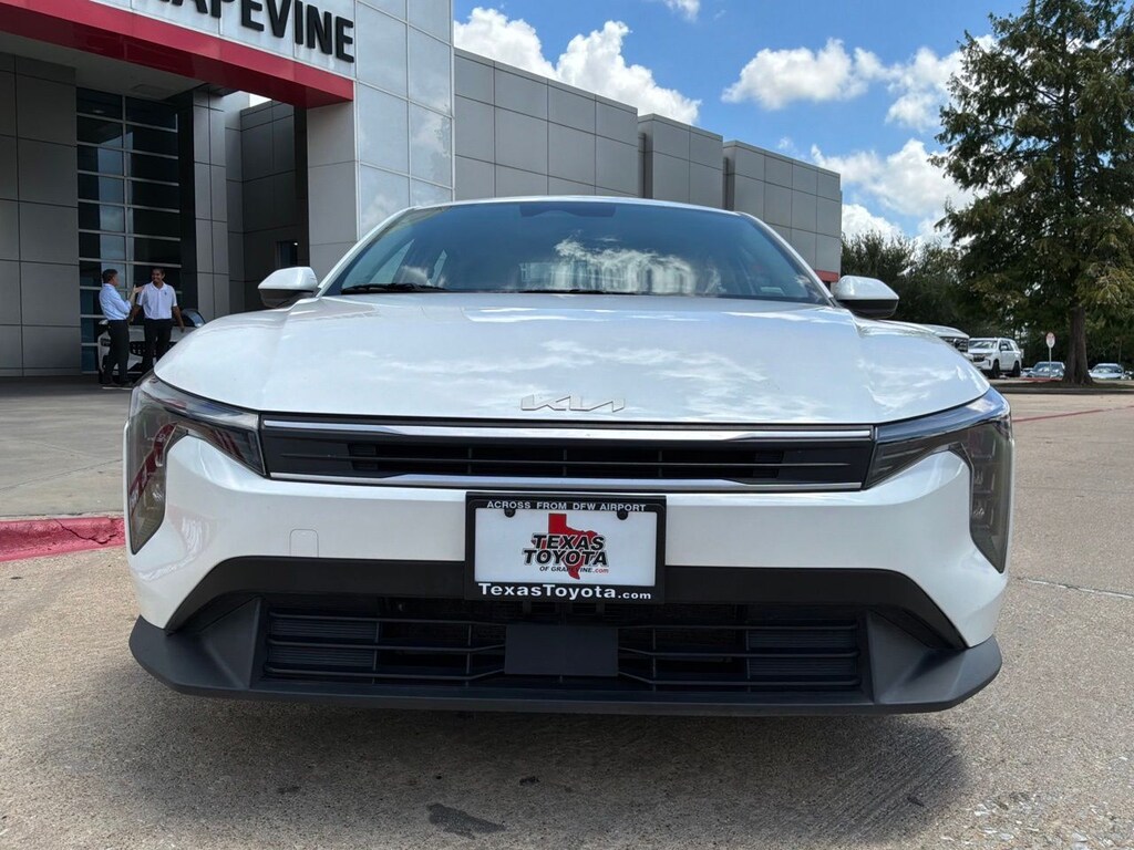 Used 2025 Kia