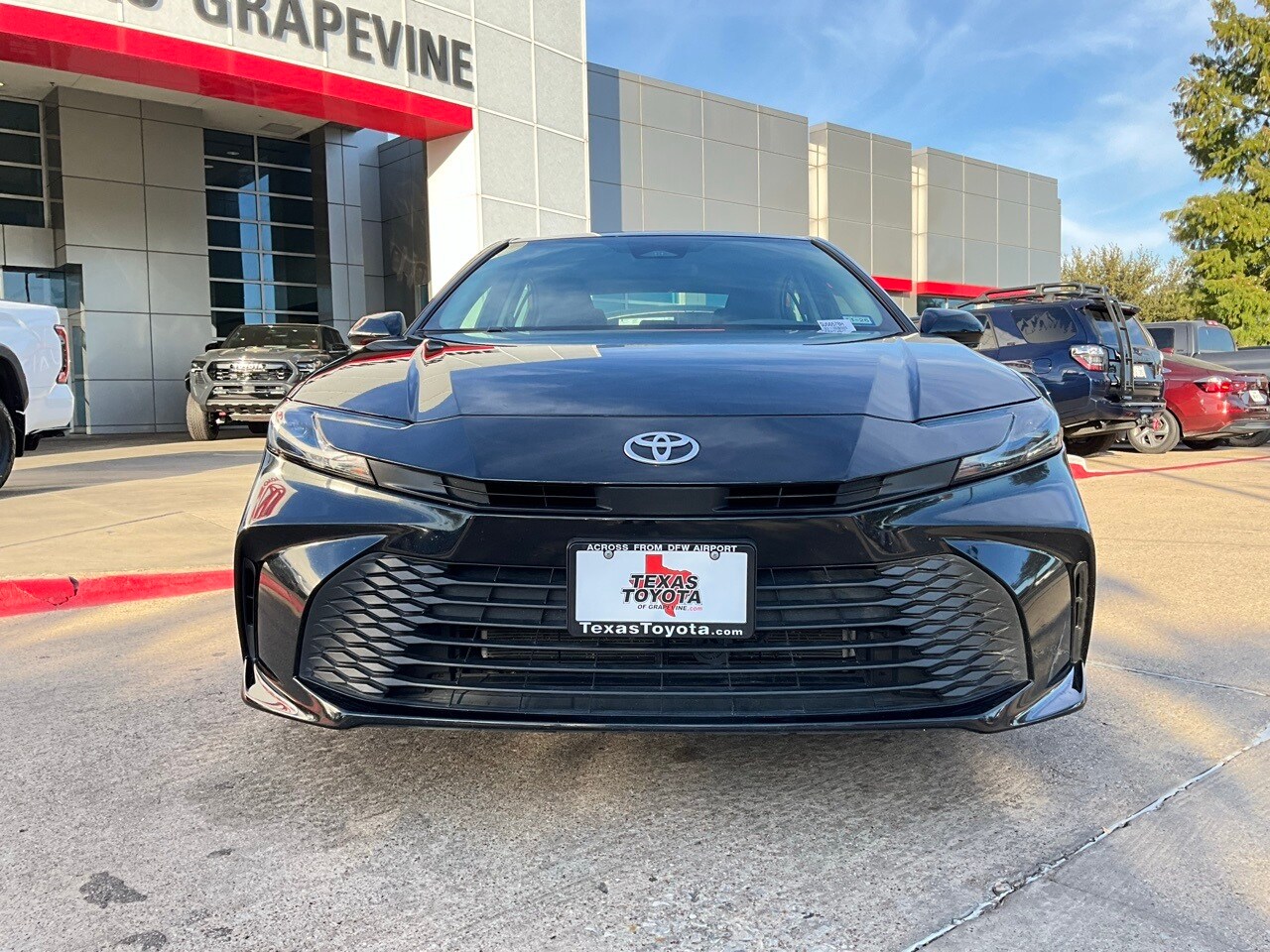 2025 Toyota Camry LE photo 3