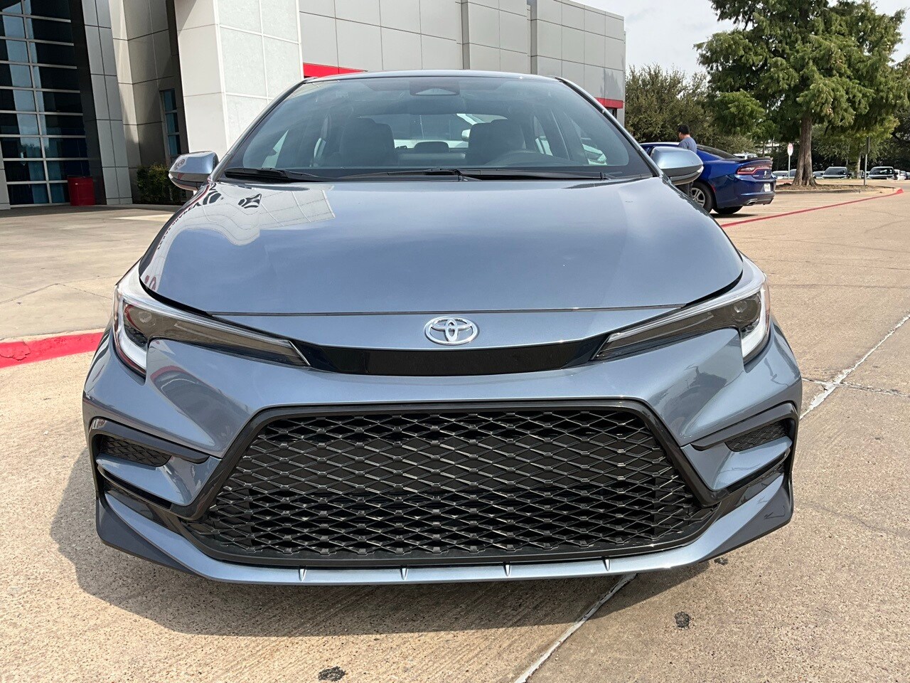 2025 Toyota Corolla SE photo 3
