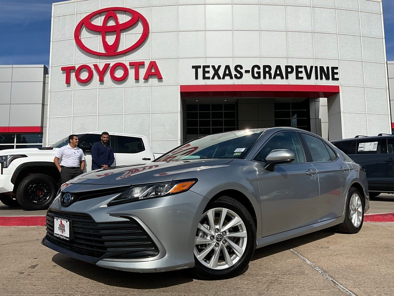 2024 Toyota Camry LE photo 2