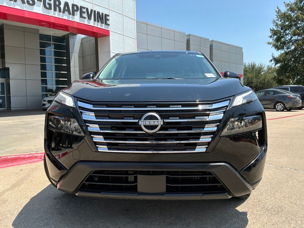 Used 2025 Nissan