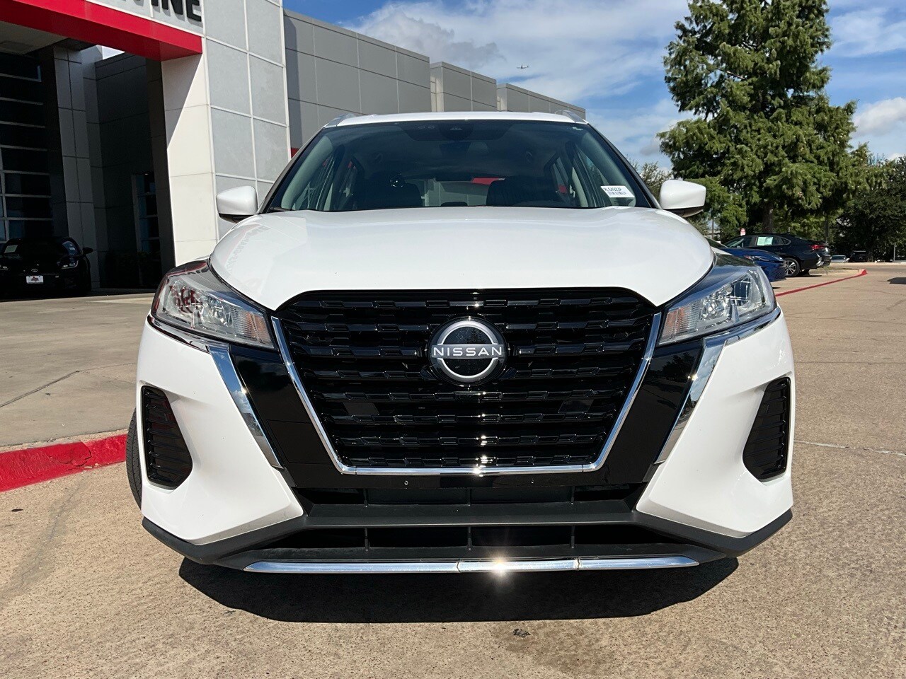 2024 Nissan Kicks SV photo 3