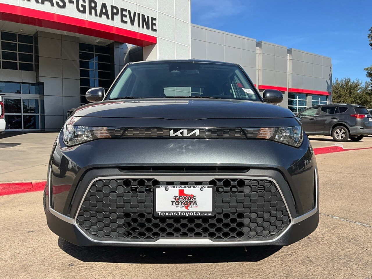 2023 Kia Soul LX S photo 3