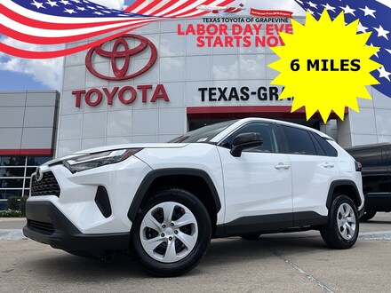 2025 Toyota RAV4 LE SUV