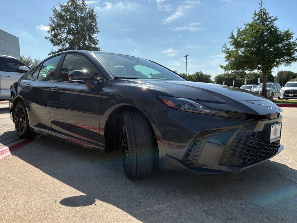 Used 2026 Toyota Camry SE Sedan