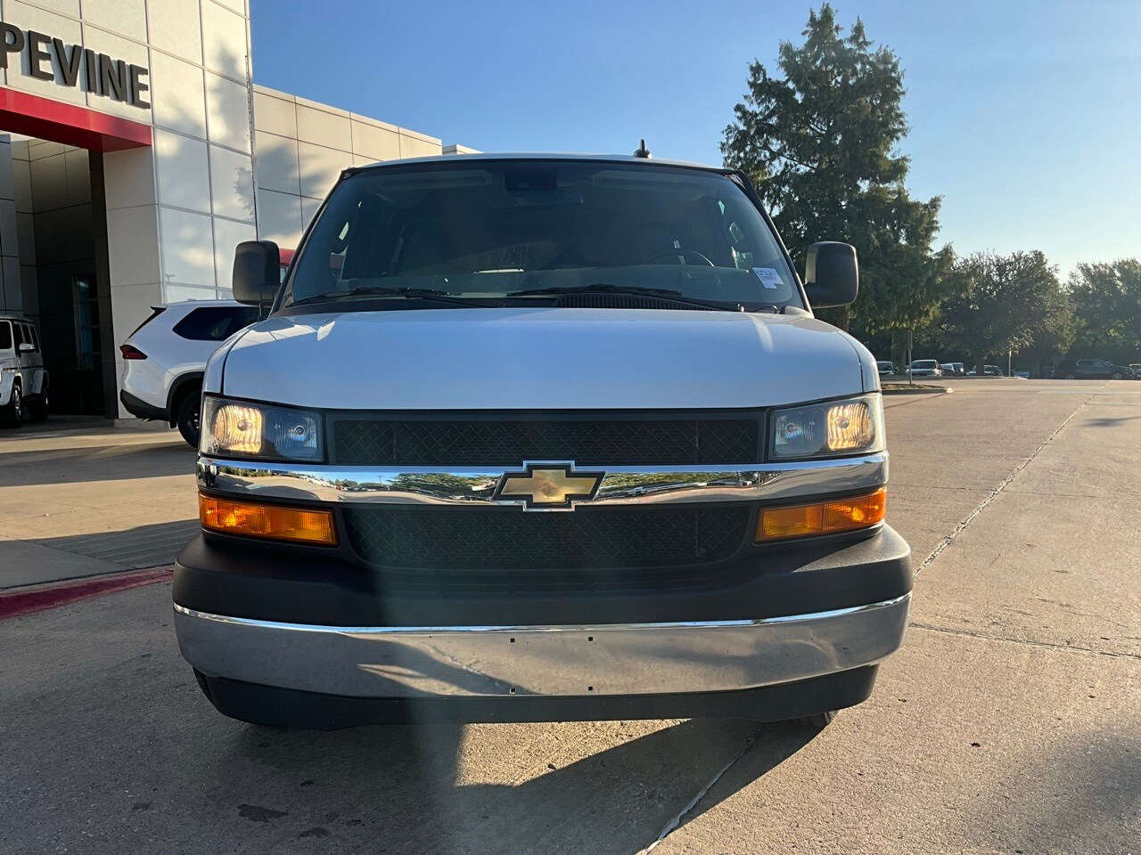 2024 Chevrolet Express 3500 LT photo 3