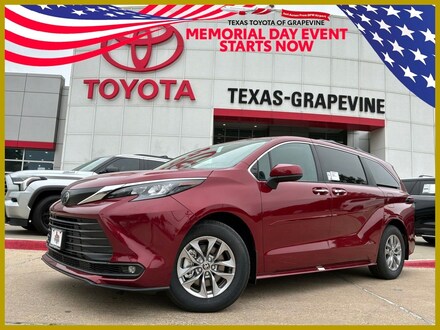 2026 Toyota Sienna XLE 7 Passenger Van Passenger Van