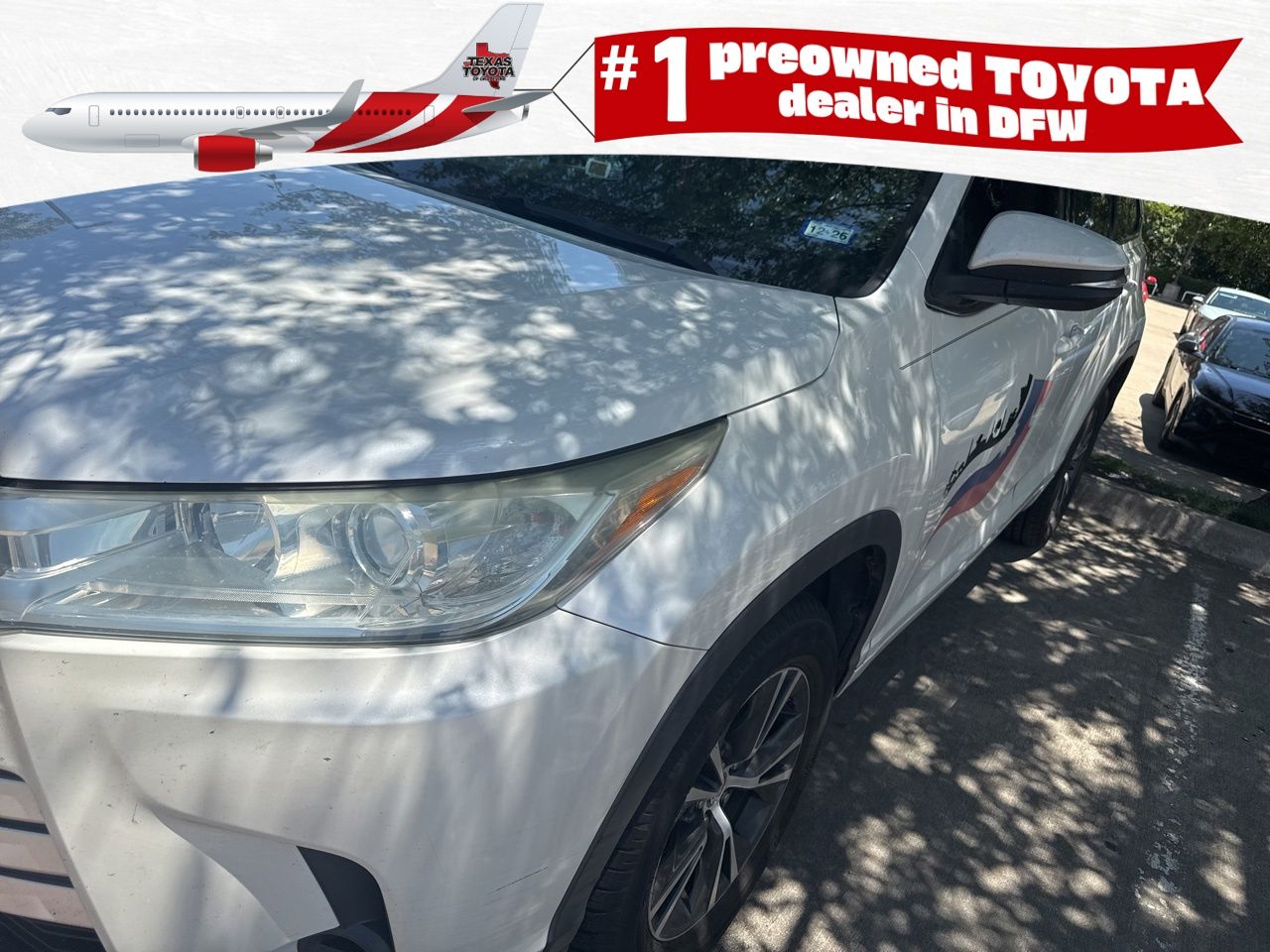 2017 Toyota Highlander LE V6's photo