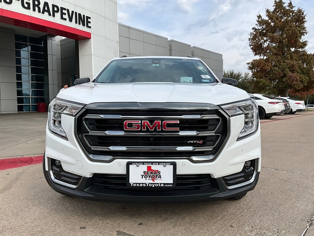 Used 2023 GMC