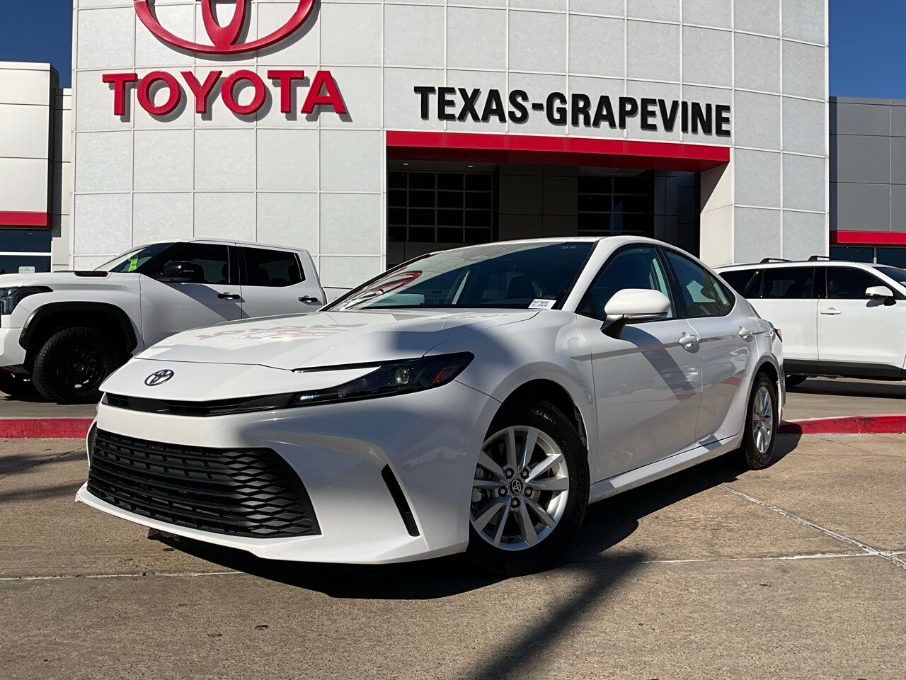 2025 Toyota Camry LE photo 2