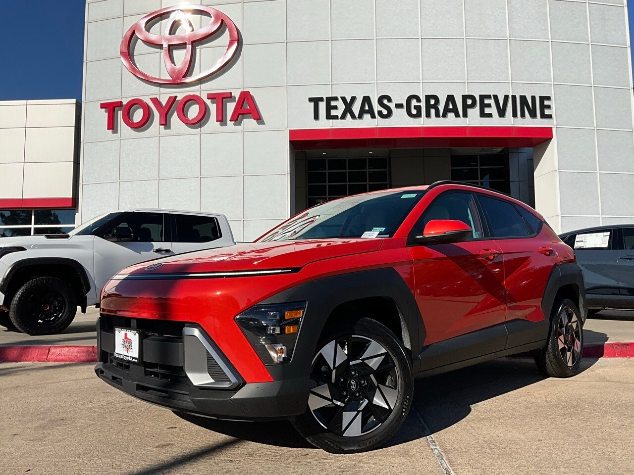 2025 Hyundai Kona SEL photo 2