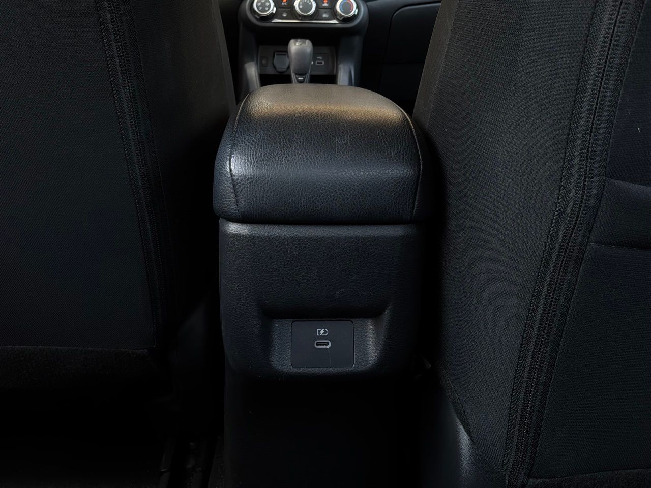 2023 Nissan Versa Sedan SV - Photo 12