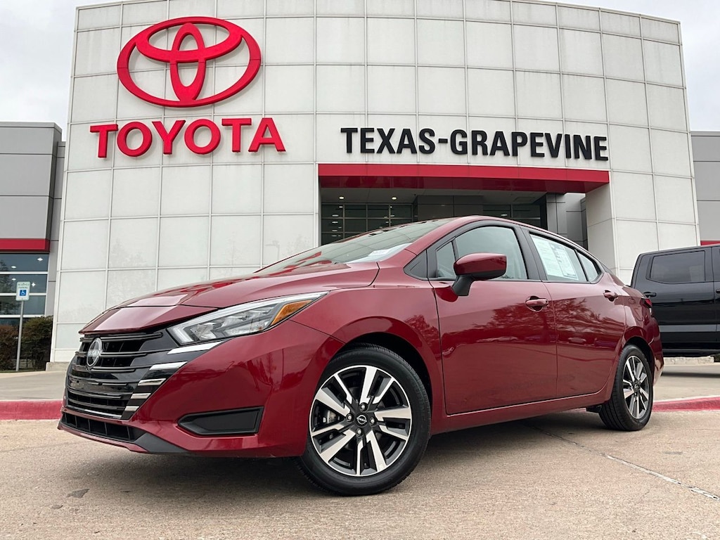 Used 2025 Nissan Versa 1.6 SV Sedan