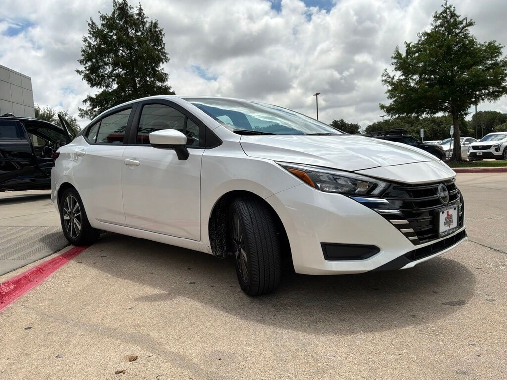 Used 2025 Nissan Versa 1.6 SV Sedan