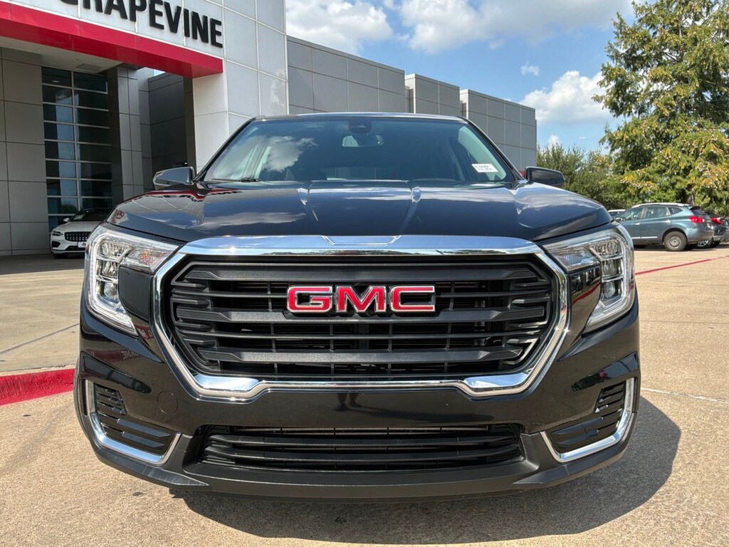 Used 2024 GMC