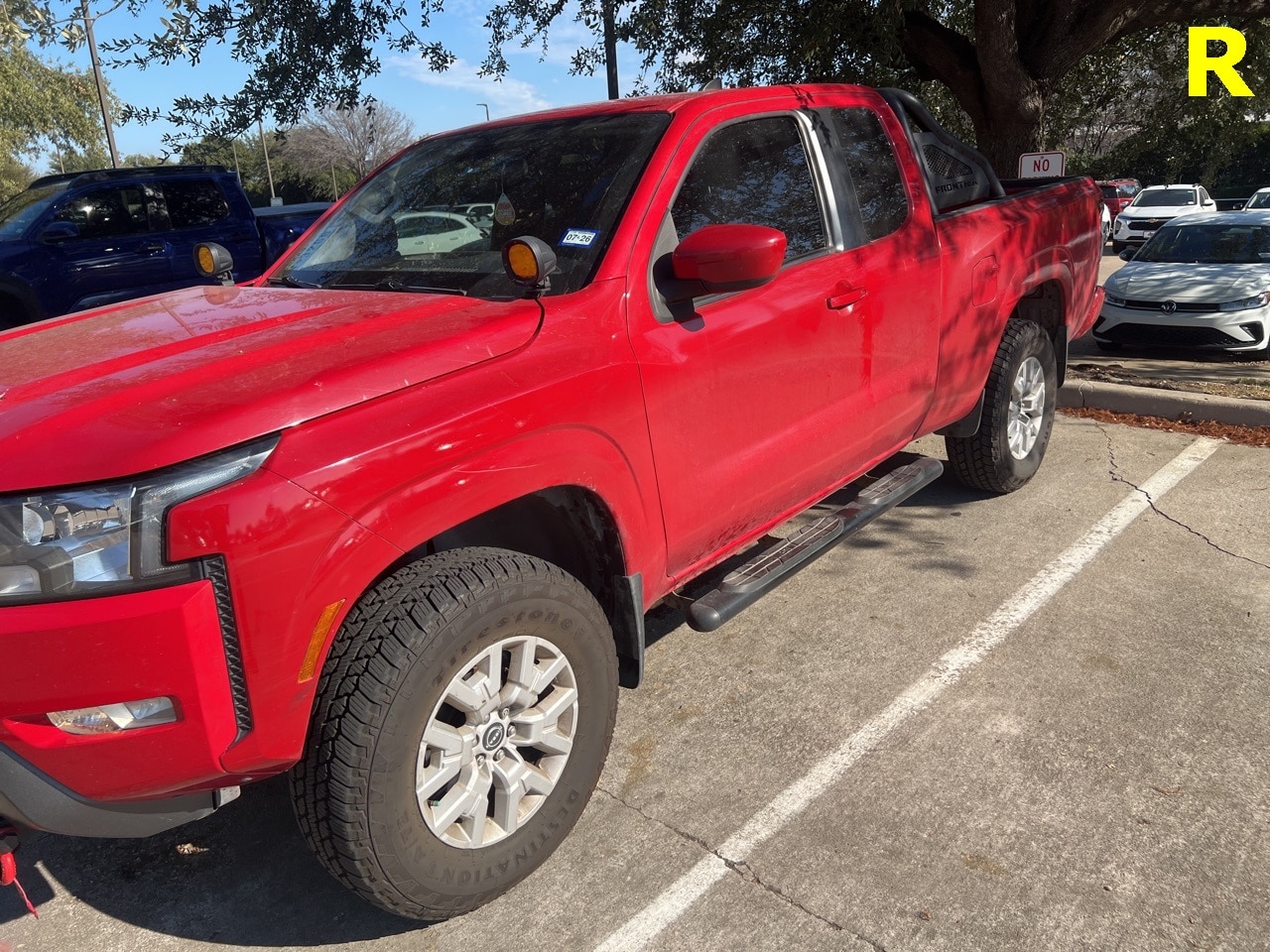 2022 Nissan Frontier SV's photo