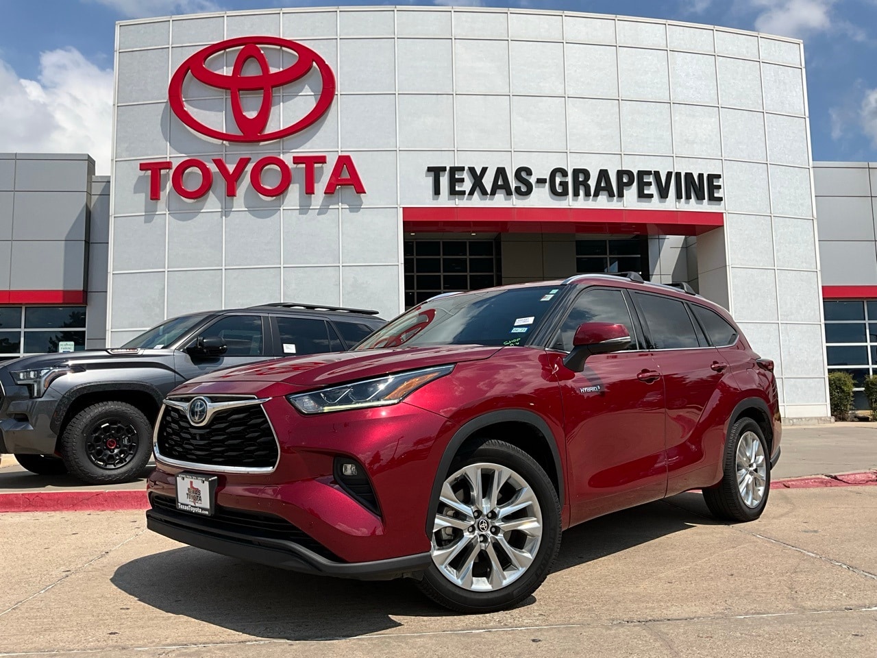 Used 2020 Toyota Highlander Limited with VIN 5TDYARAH5LS001557 for sale in Grapevine, TX