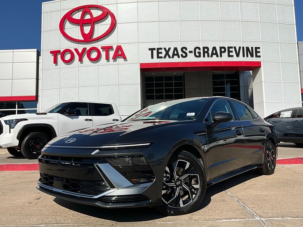 Used 2025 Hyundai Sonata SEL Sedan