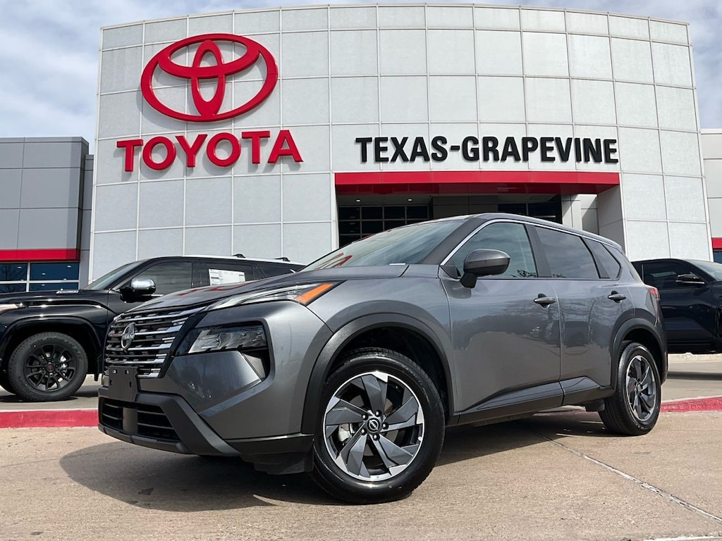 Used 2025 Nissan Rogue SV SUV