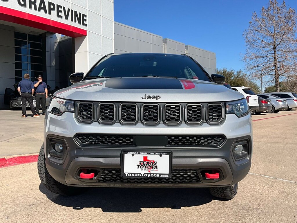 Used 2025 Jeep Compass Trailhawk SUV