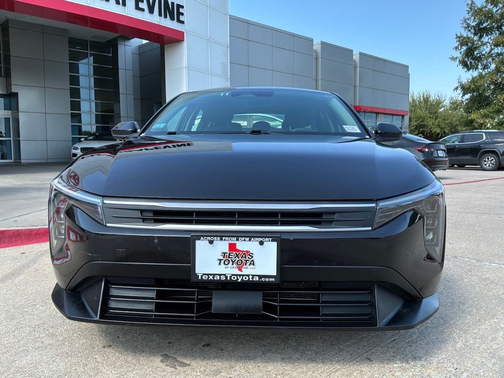 Used 2025 Kia