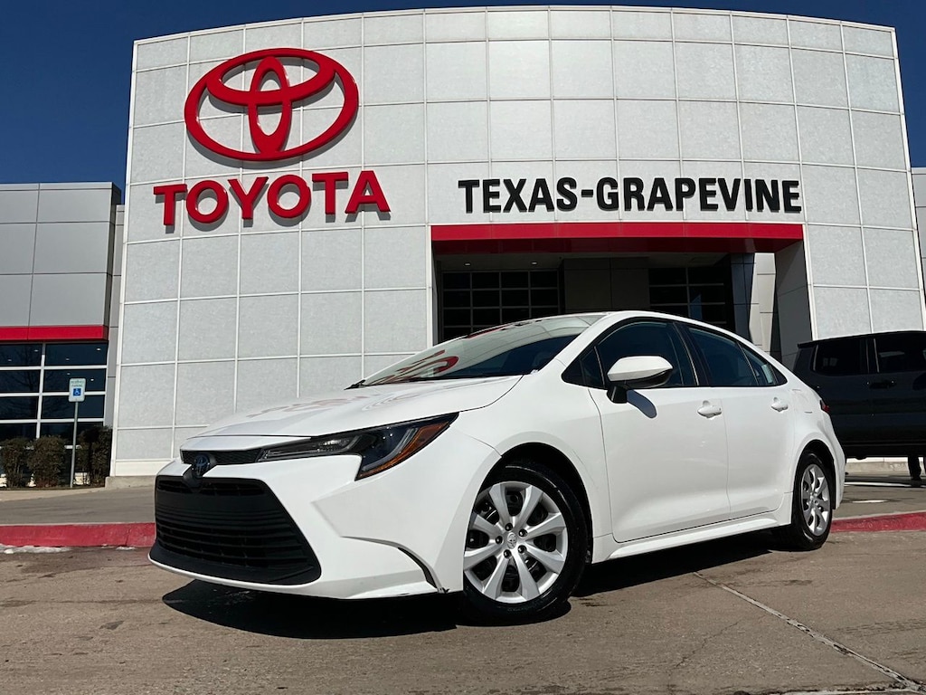 Used 2024 Toyota Corolla LE Sedan