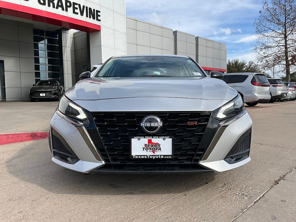 Used 2025 Nissan Altima 2.5 SR Sedan