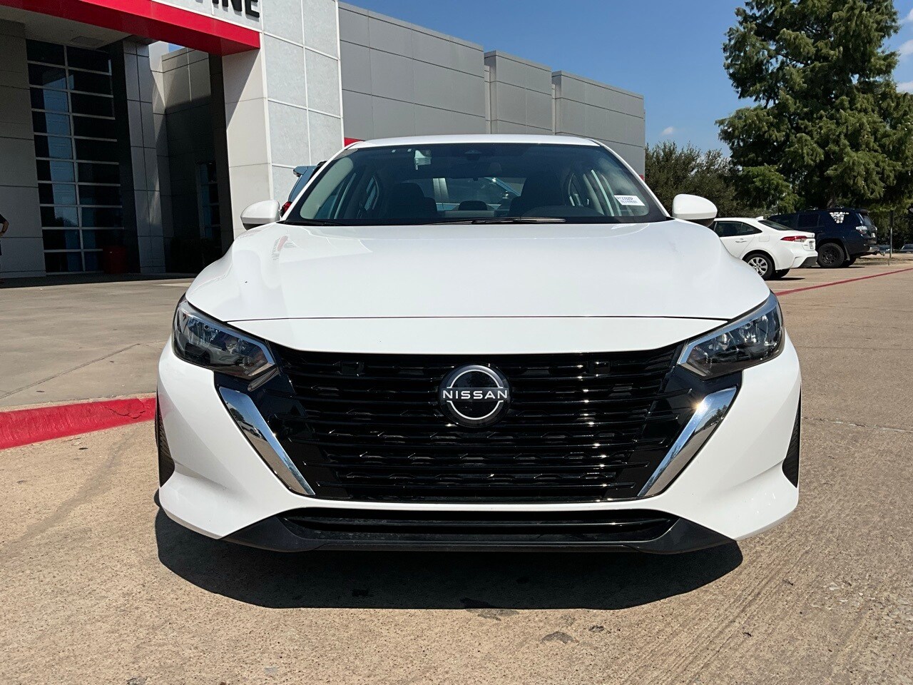 2024 Nissan Sentra SV photo 3