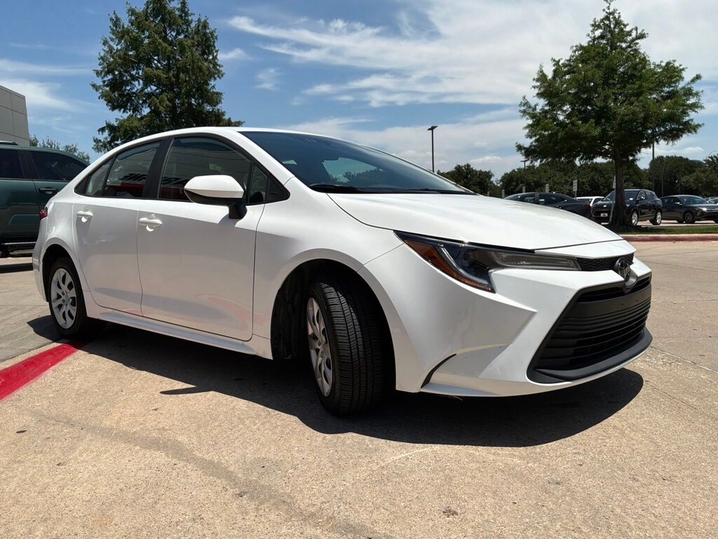 Used 2024 Toyota Corolla LE Sedan