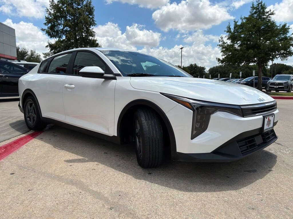 Used 2025 Kia