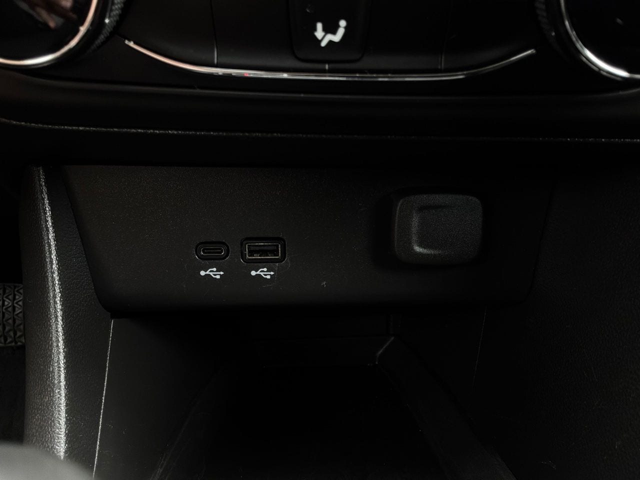 2025 Buick Encore GX Preferred - Photo 22