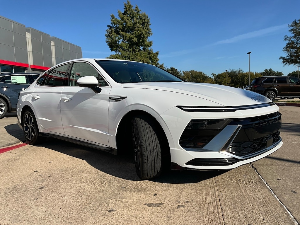 Used 2025 Hyundai Sonata SEL Sedan