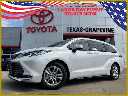 2025 Toyota Sienna Limited 7 Passenger Van Passenger Van