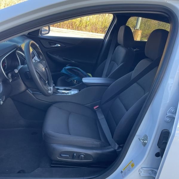 2024 Chevrolet Malibu 1LT photo 4