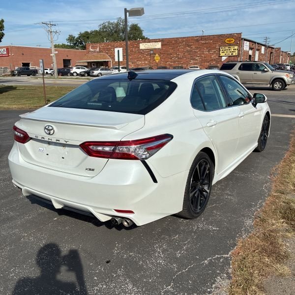 2020 Toyota Camry XSE photo 4