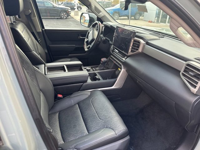 2024 Toyota Tundra Limited photo 4