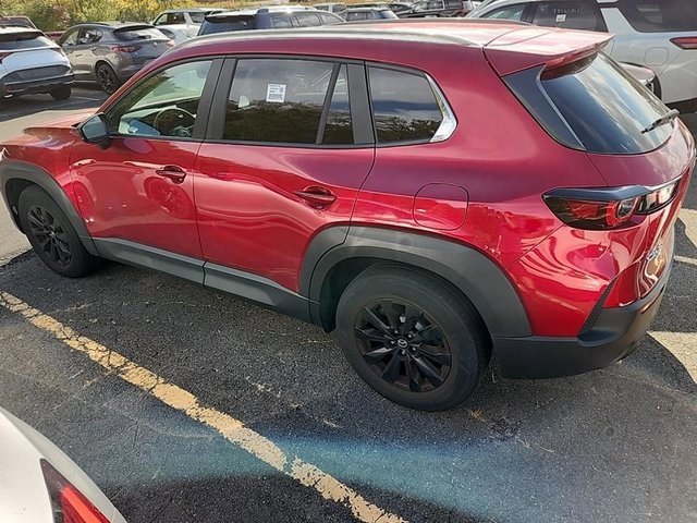 2023 Mazda CX-50 2.5 Preferred Plus photo 2