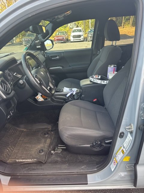 2019 Toyota Tacoma SR5 photo 4