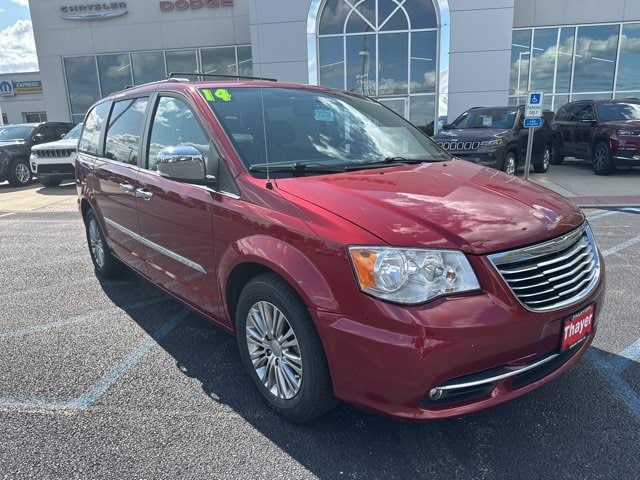 Used 2014 Chrysler Town & Country Touring-L with VIN 2C4RC1CG1ER139483 for sale in Bowling Green, OH