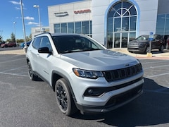 in Bowling Green 2025 Jeep Compass LATITUDE 4X4 Sport Utility New