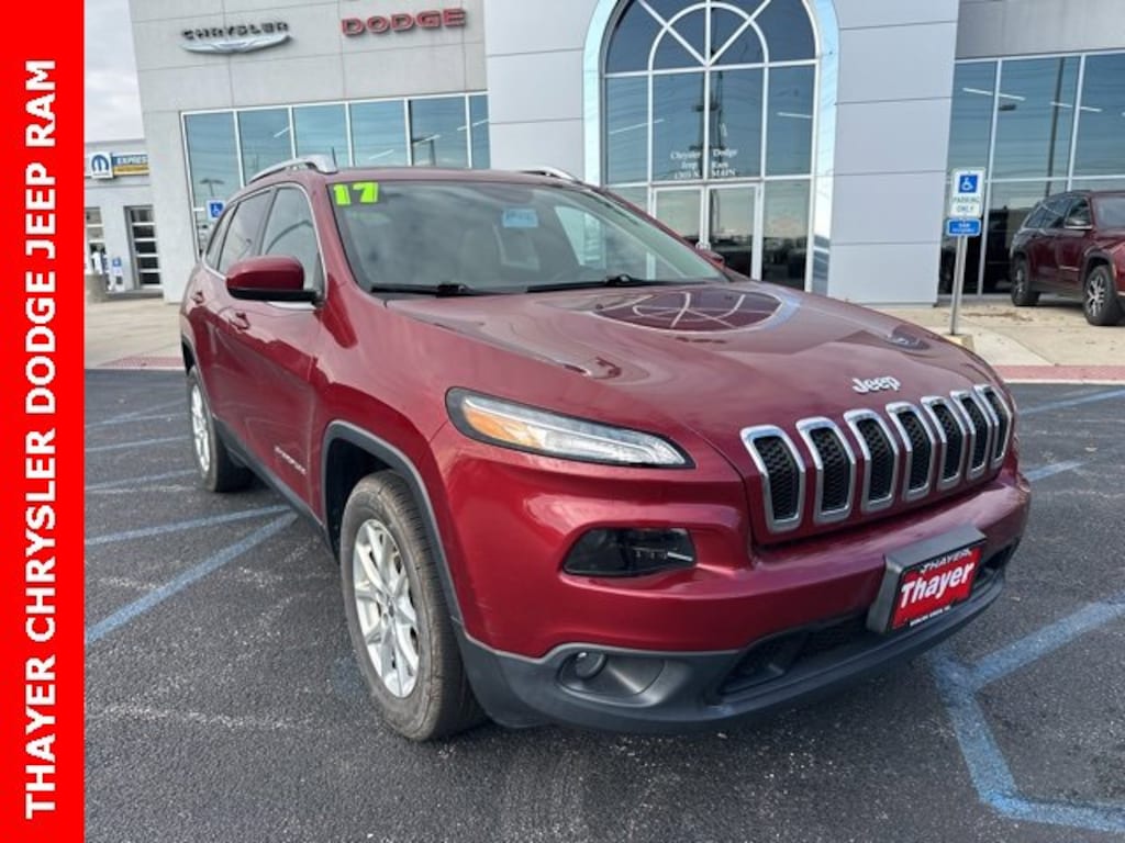 Certified 2017 Jeep Cherokee Latitude 4x4 SUV