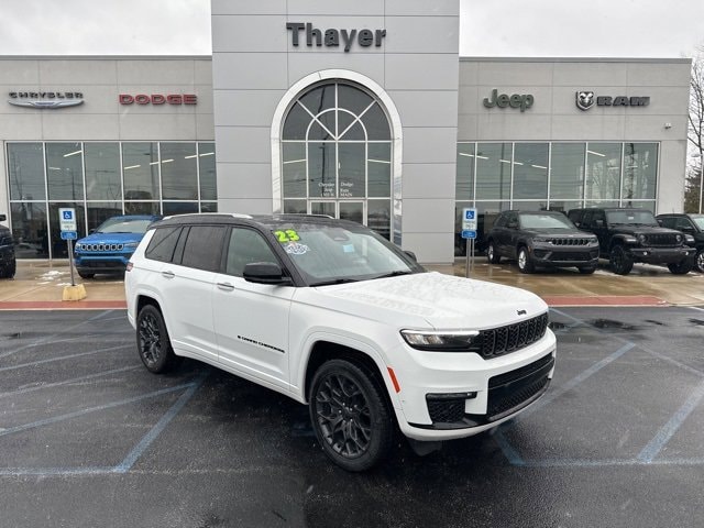 2023 Jeep Grand Cherokee L Summit Reserve's photo