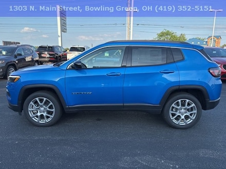 2024 Jeep Compass LATITUDE LUX 4X4 Sport Utility