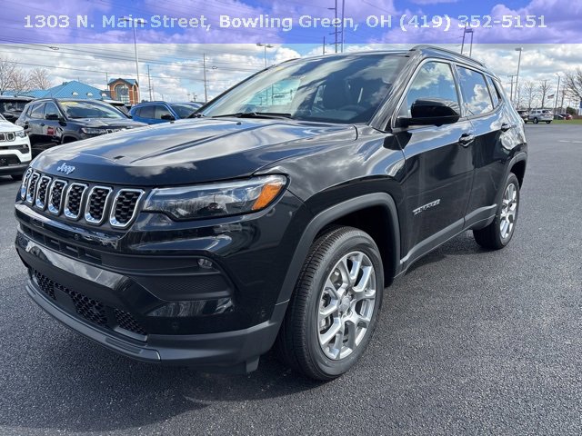 2024 Jeep Compass Latitude Lux photo 4