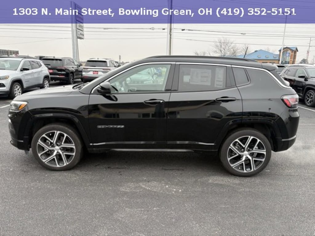 New 2024 Jeep Compass LIMITED 4X4 Sport Utility