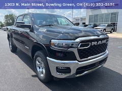 New 2026 Ram 1500 BIG HORN CREW CAB 4X4 5'7 BOX Pickup in Bowling Green