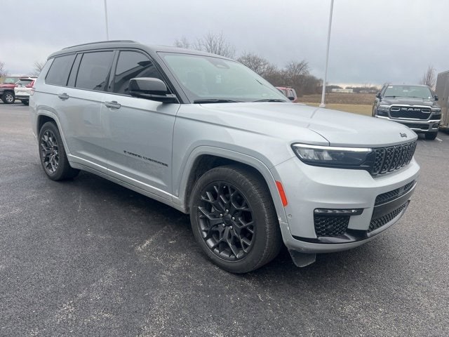 2023 Jeep Grand Cherokee L Summit's photo